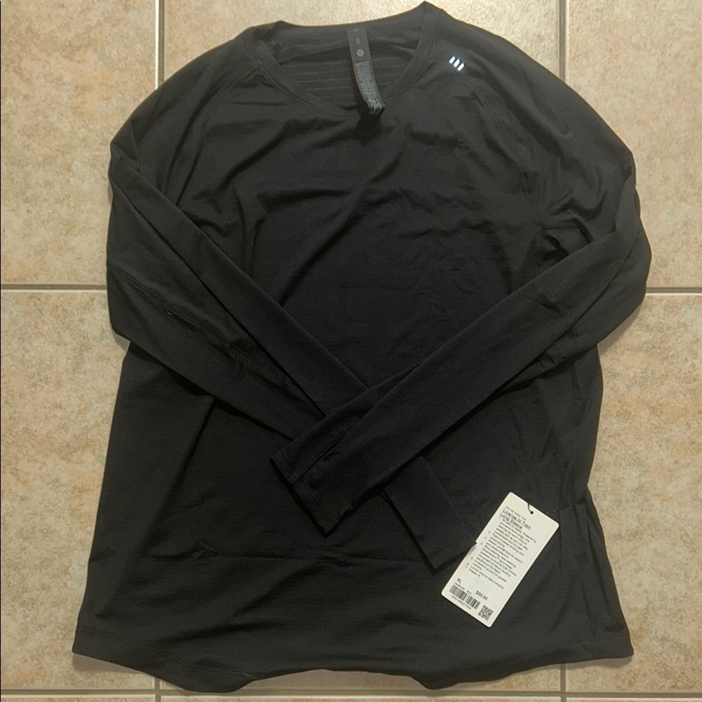 NWT - Lululemon License to Train Long Sleeve (men’s)